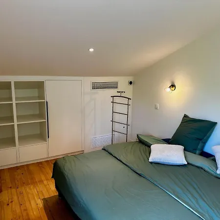 Renovated With Terrace, 750m To Hébergement de vacances