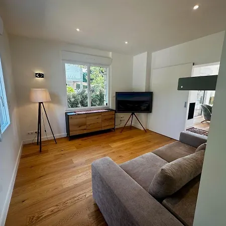 Hébergement de vacances Renovated With Terrace, 750m To Saint-Georges-de-Didonne