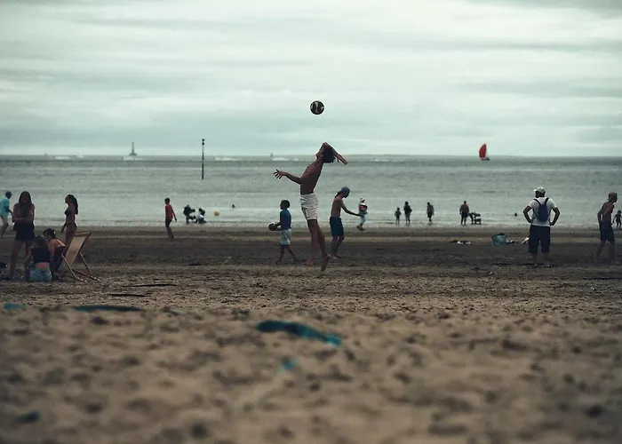 Renovated With Terrace, 750m To * Saint-Georges-de-Didonne