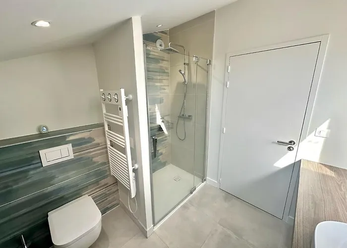 Сasa de vacaciones Renovated With Terrace, 750m To Saint-Georges-de-Didonne