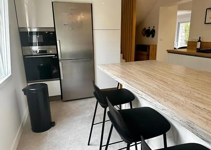 Renovated With Terrace, 750m To *